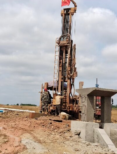 嘉鱼工地施工用水井